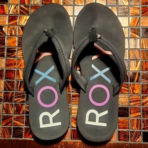 Roxy size 8 women's flip flops